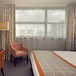 ホテル メルキュール クレルモン フェラン サントル ジュード