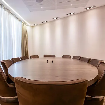 Hotel Mercure Ferrand Centre Jaude 4*