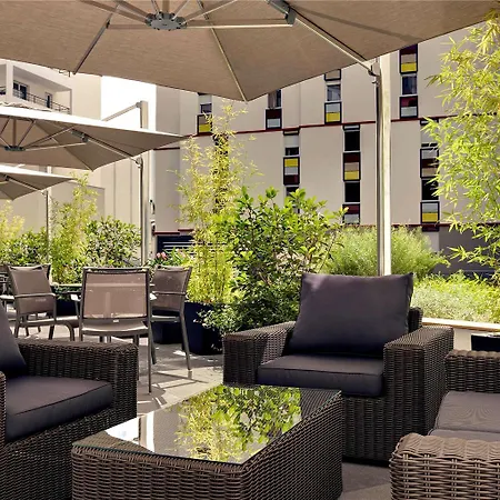 Otel Mercure Ferrand Centre Jaude 4*