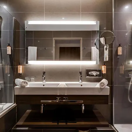 Hotel Mercure Ferrand Centre Jaude 4*