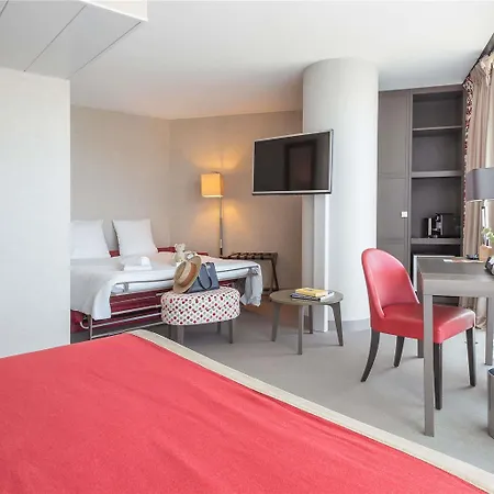 Mercure Ferrand Centre Jaude فندق كليرمونت-فيراند