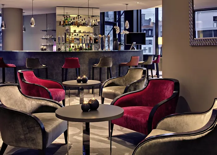 Hotell Mercure Ferrand Centre Jaude 4*