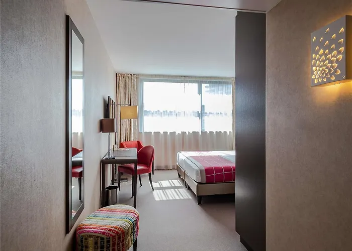 Отель Mercure Ferrand Centre Jaude